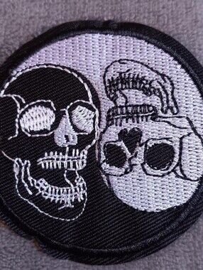 Yin Yang Complimentary Forces Black & White Balance Skull Patch, Iron Or Sew On